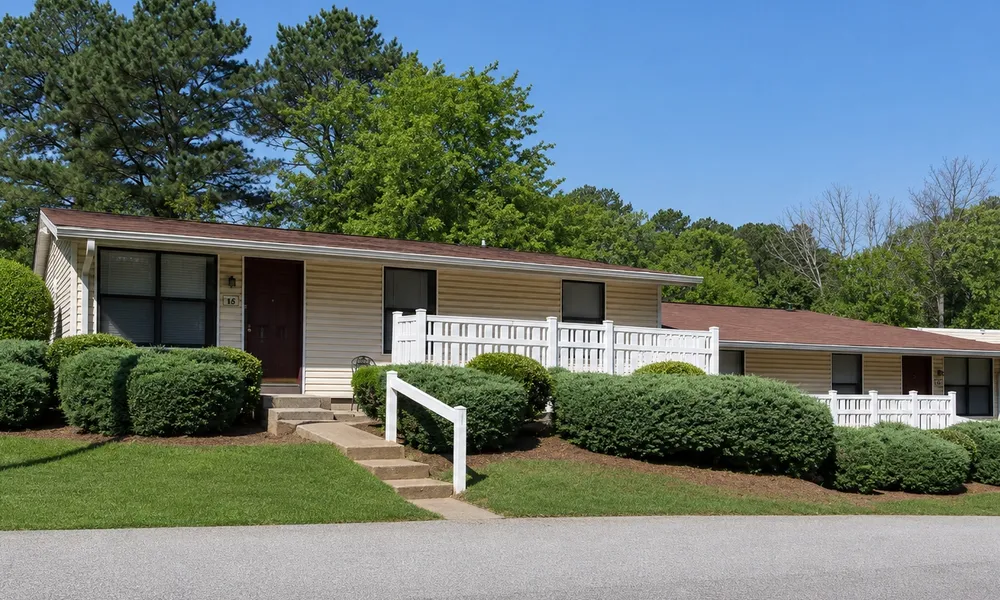Exterior view of Snapwoods